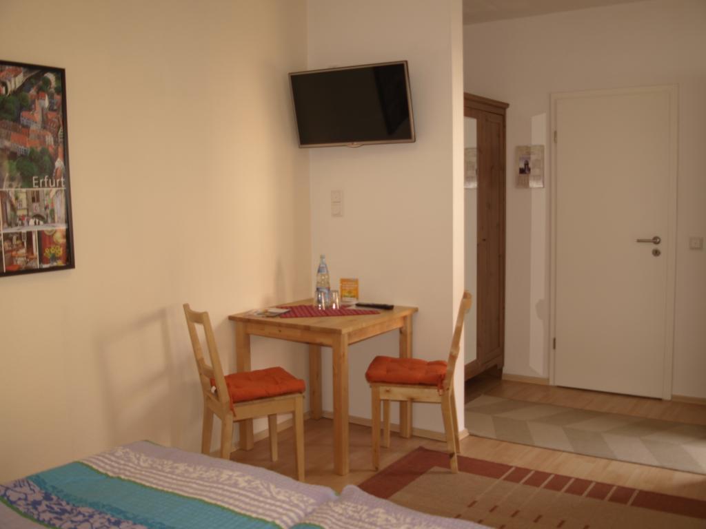 Gaestehaus In Der Gotthardtstrasse Erfurt Dış mekan fotoğraf